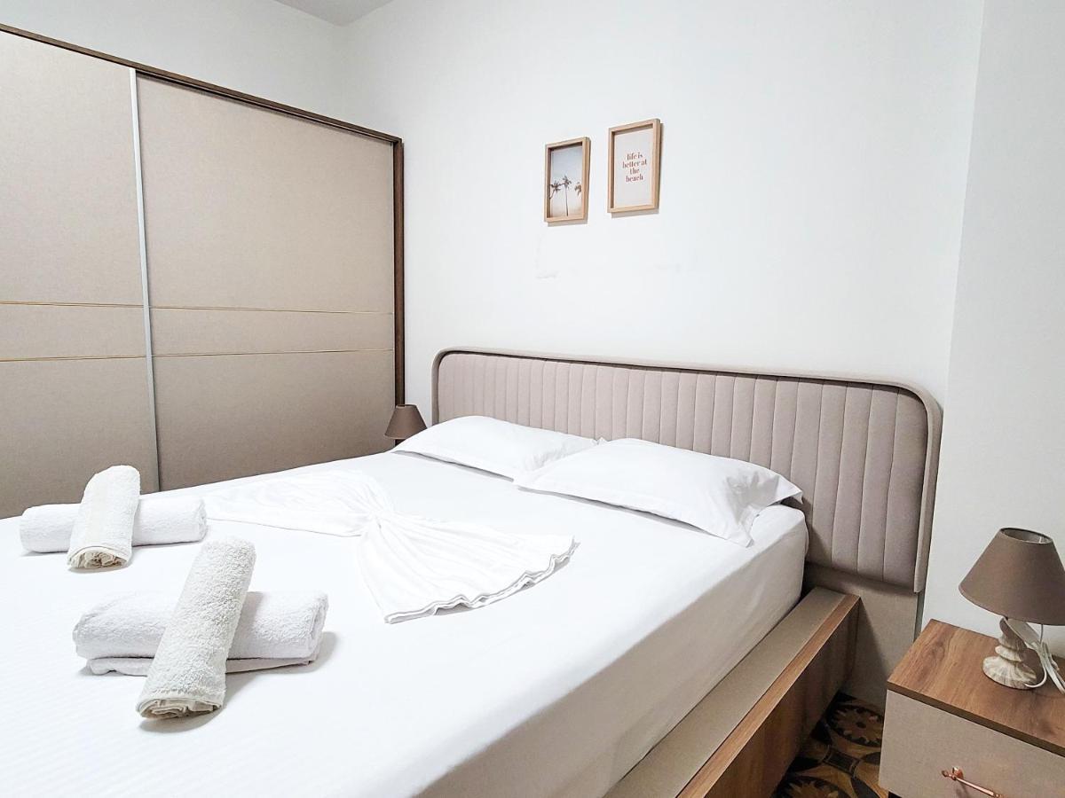 טיראנה One-Bedroom Gem By The Square מראה חיצוני תמונה