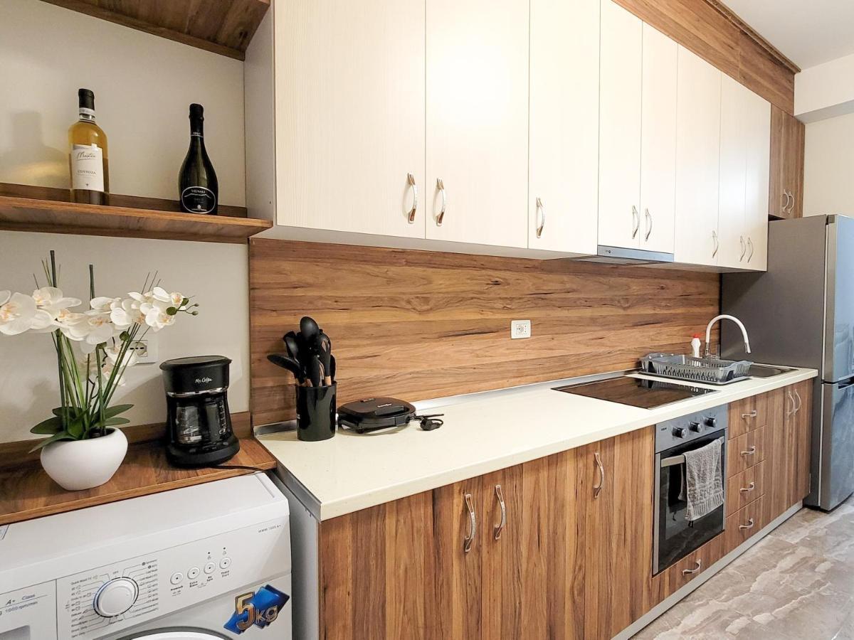 טיראנה One-Bedroom Gem By The Square מראה חיצוני תמונה